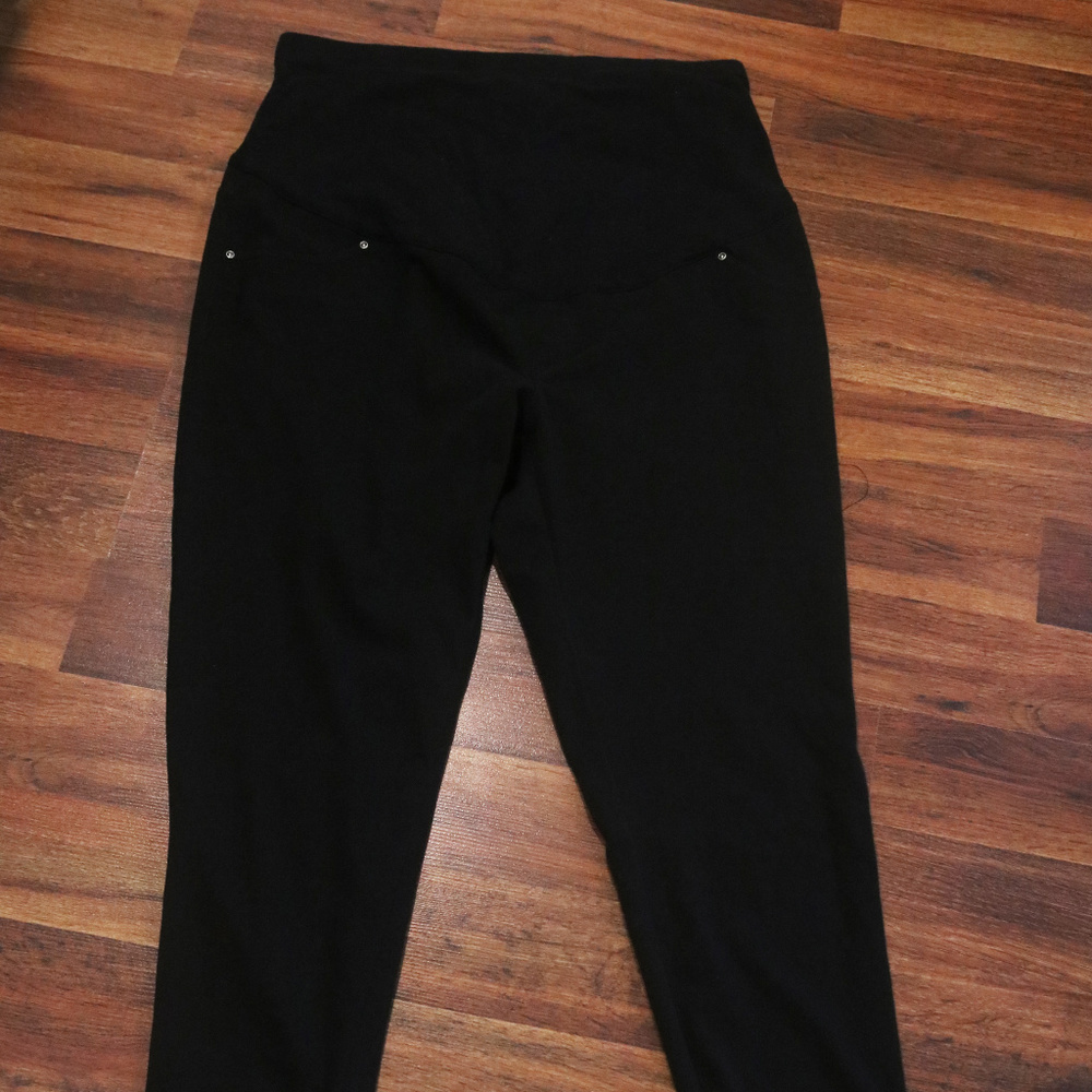 Time and Tru Maternity Black Stretch Leggings